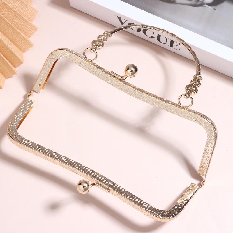 Zinc Furniture Hardware - Metalowa rama do torebki z zakrzywionym